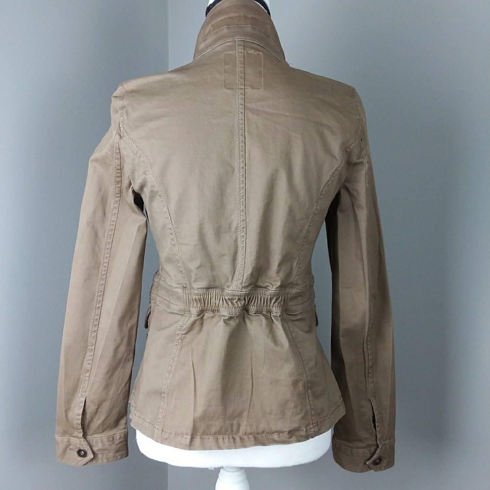 SALE💕[Guess] jacket - Picture 2 of 8